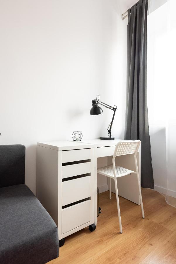Old Town 5-Bedroom Apartment Варшава Экстерьер фото